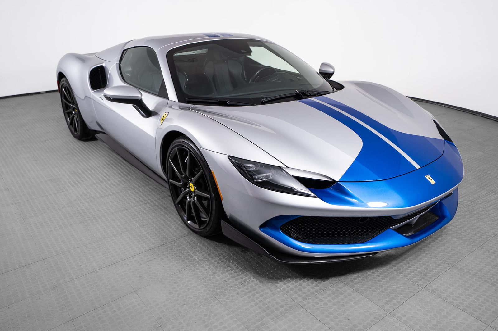 2023 Ferrari 296 GTS — full photo 44 of 51