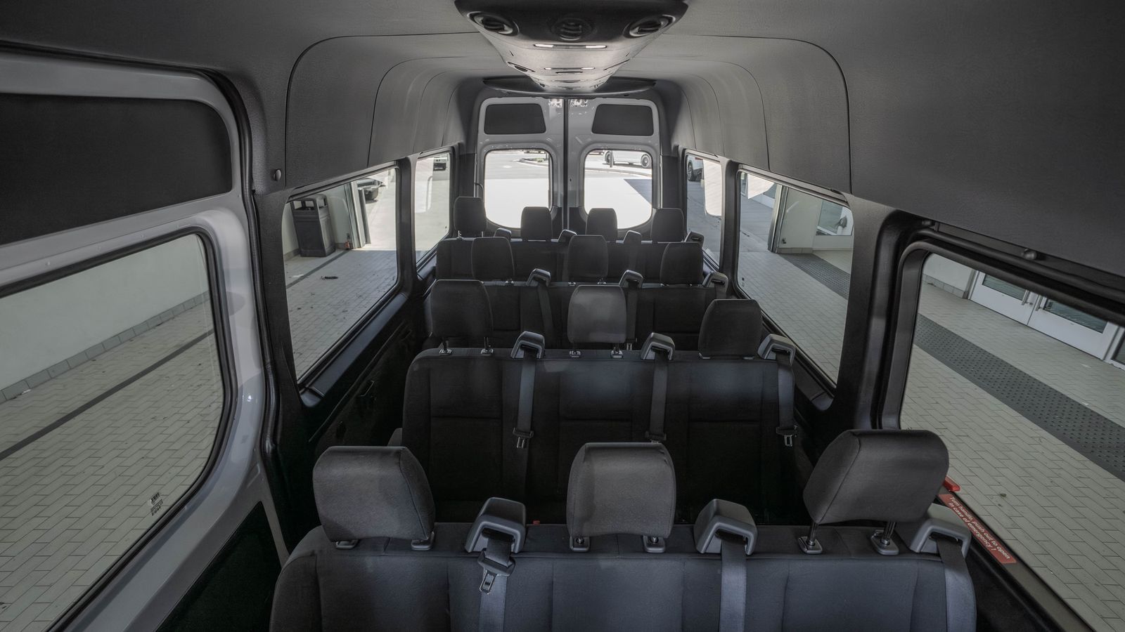 2025 Mercedes-Benz Sprinter 2500 Passenger 170 WB — full photo 26 of 35
