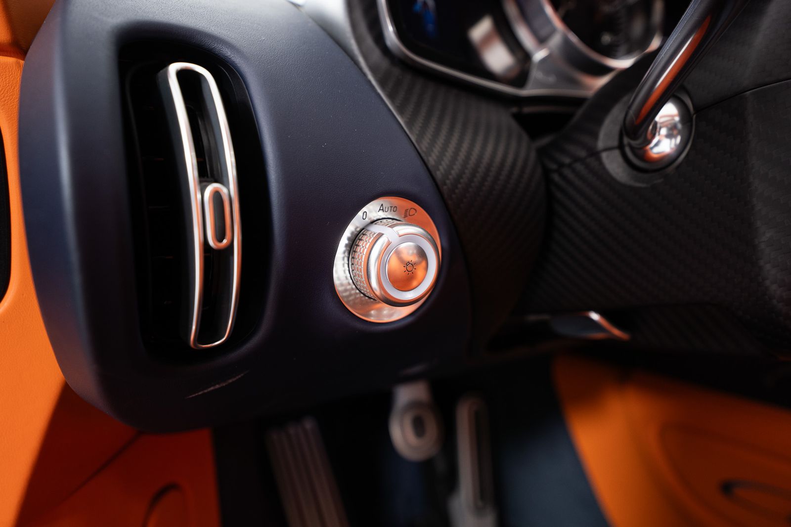 2018 Bugatti Chiron — full photo 74 of 86