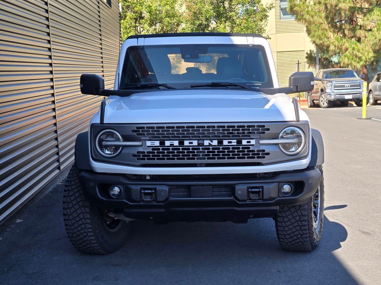 2023 Ford Bronco Badlands — foto completa 2 de 45