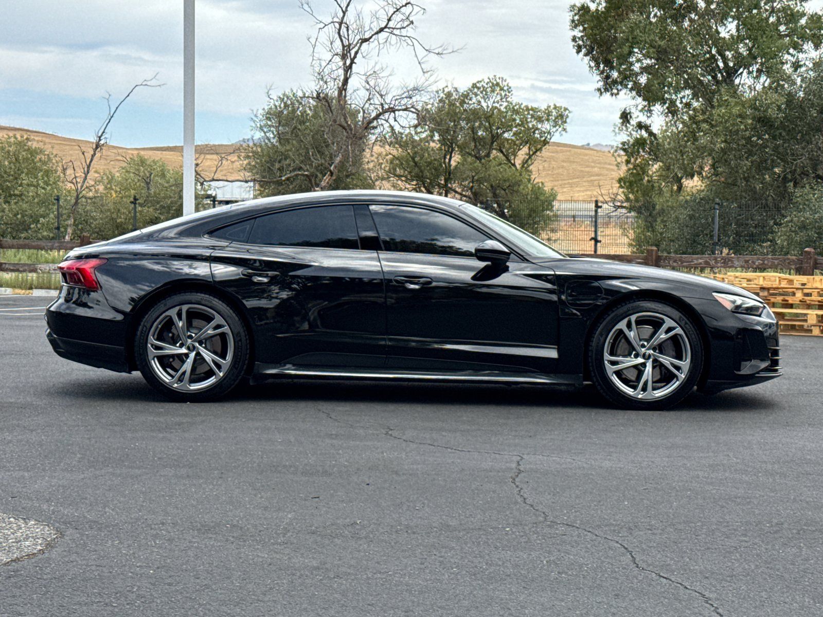 2023 Audi e-tron GT Premium Plus — foto completa 7 de 28