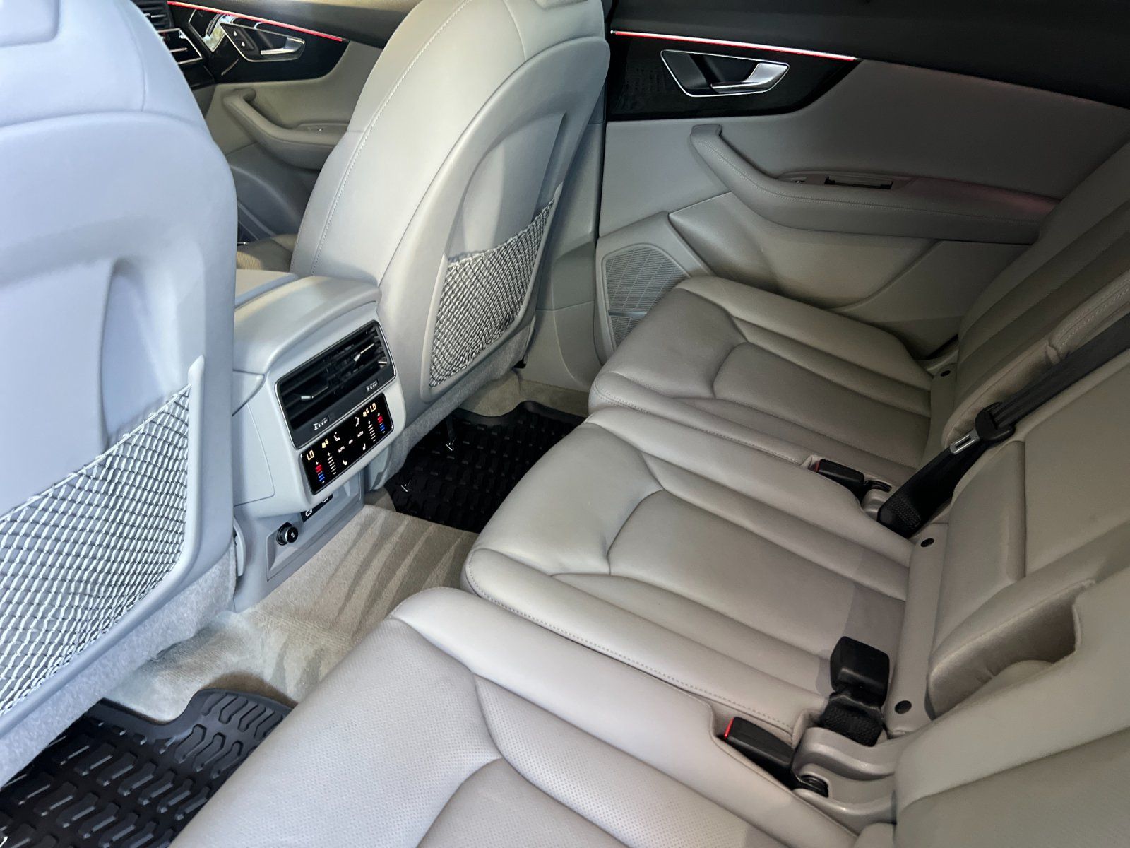 2021 Audi Q7 55 Prestige — full photo 13 of 30