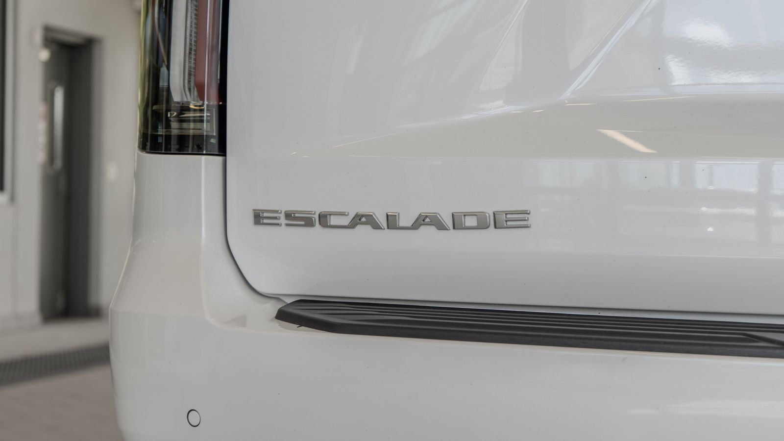 2023 Cadillac Escalade Premium Luxury — foto completa 22 de 35