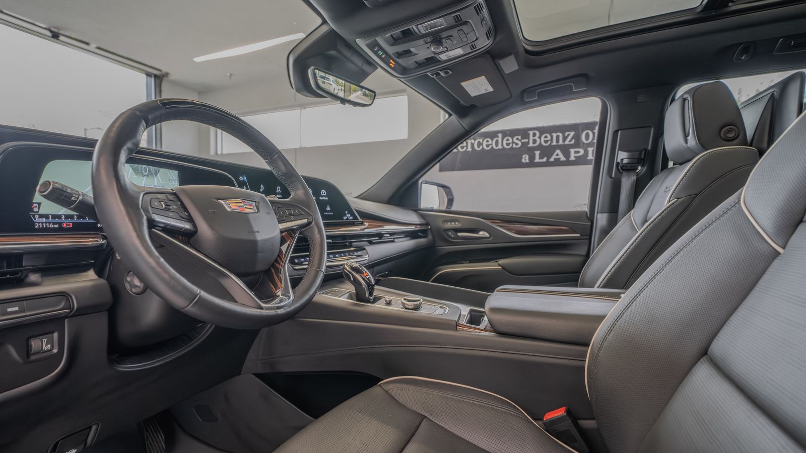 2023 Cadillac Escalade Premium Luxury — foto completa 6 de 35