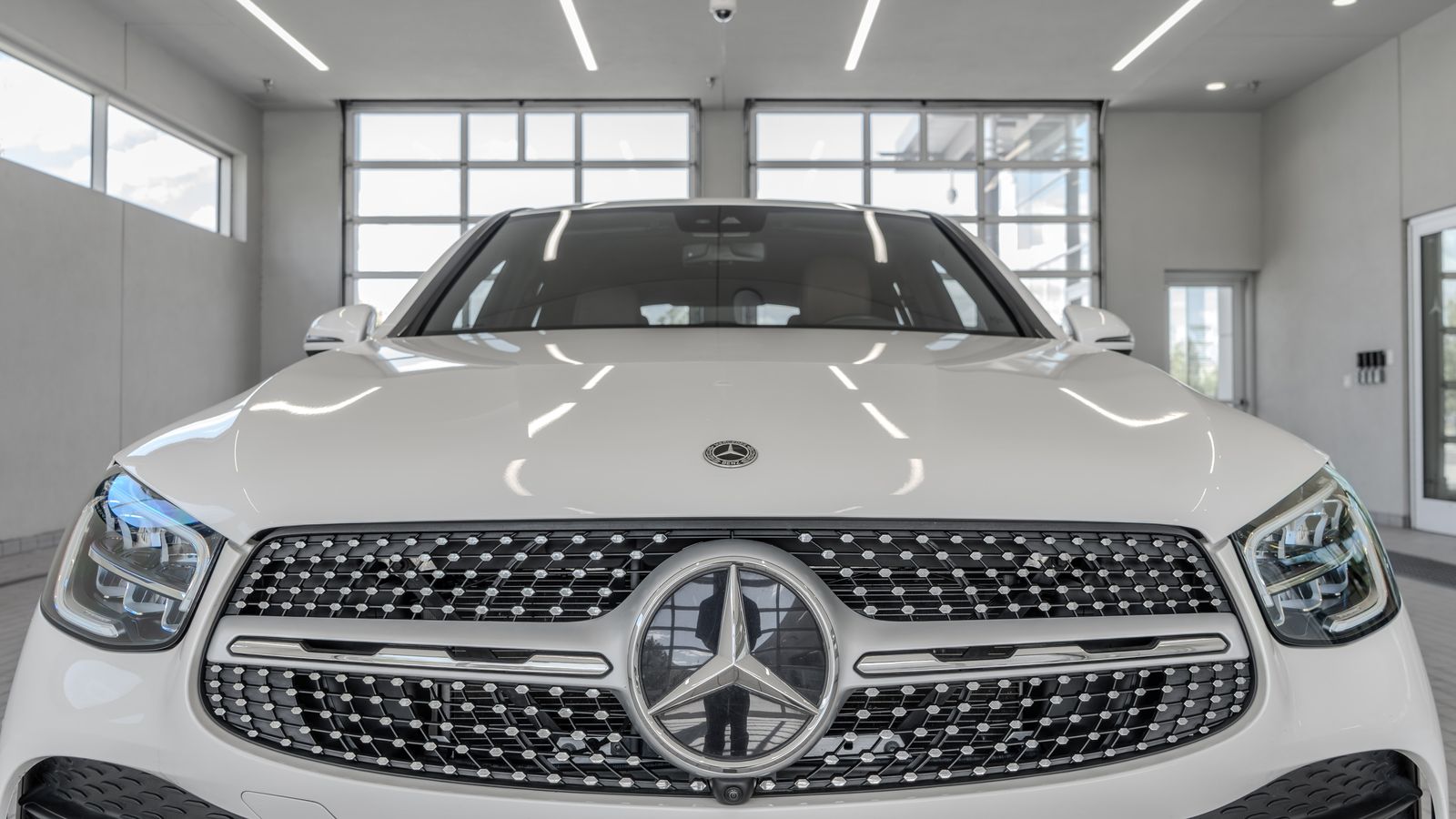 2023 Mercedes-Benz GLC GLC 300 Coupe — foto completa 23 de 35
