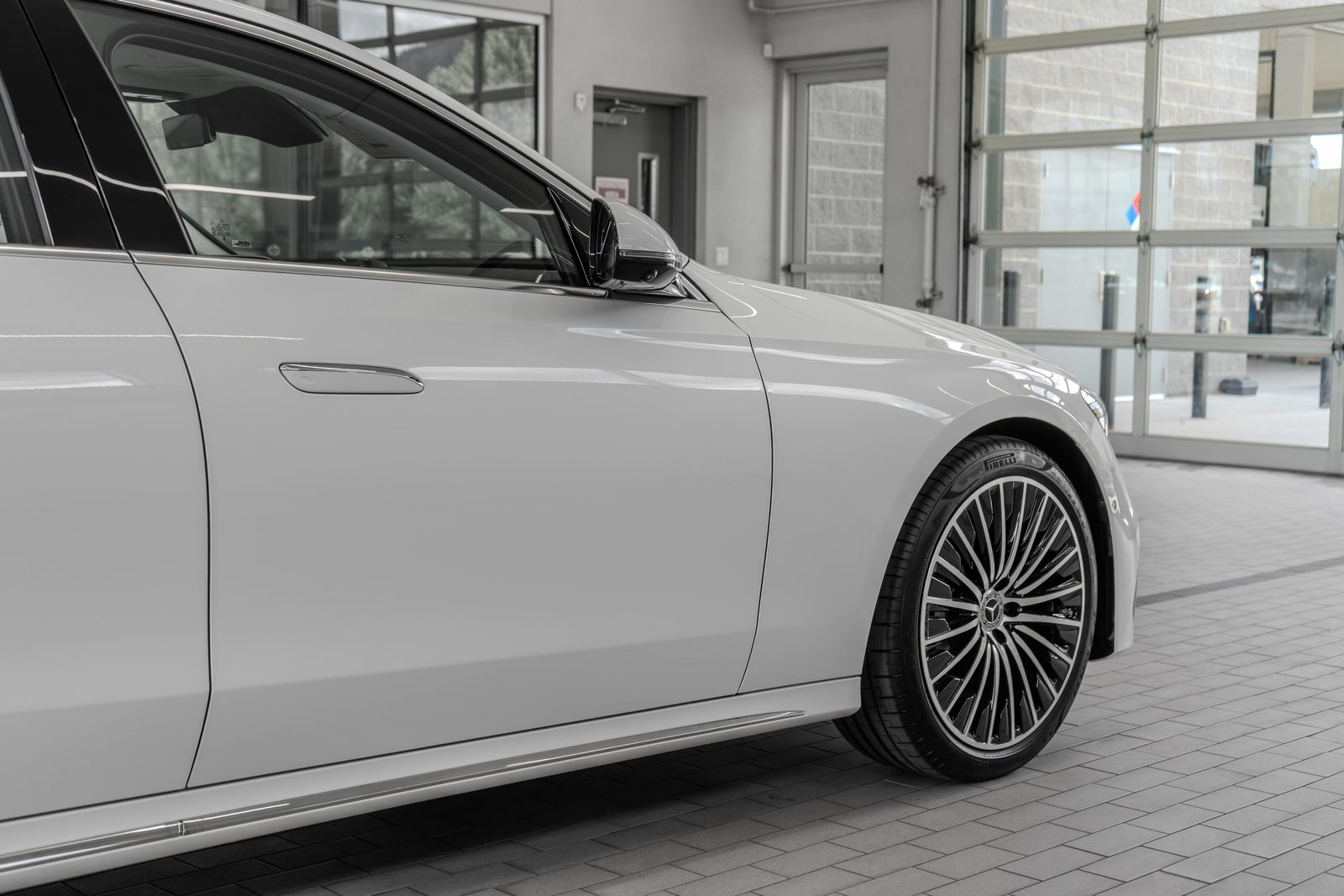 2026 Mercedes-Benz E-Class E 350 — full photo 30 of 36