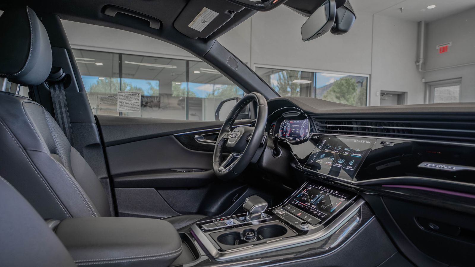 2020 Audi Q8 55 Premium Plus — full photo 18 of 34