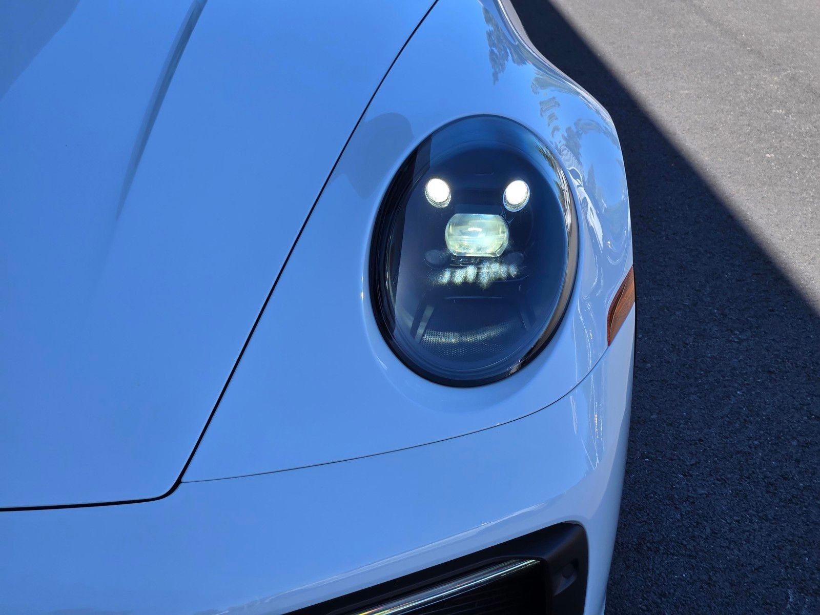 2023 Porsche 911 Targa 4 GTS — foto completa 12 de 27