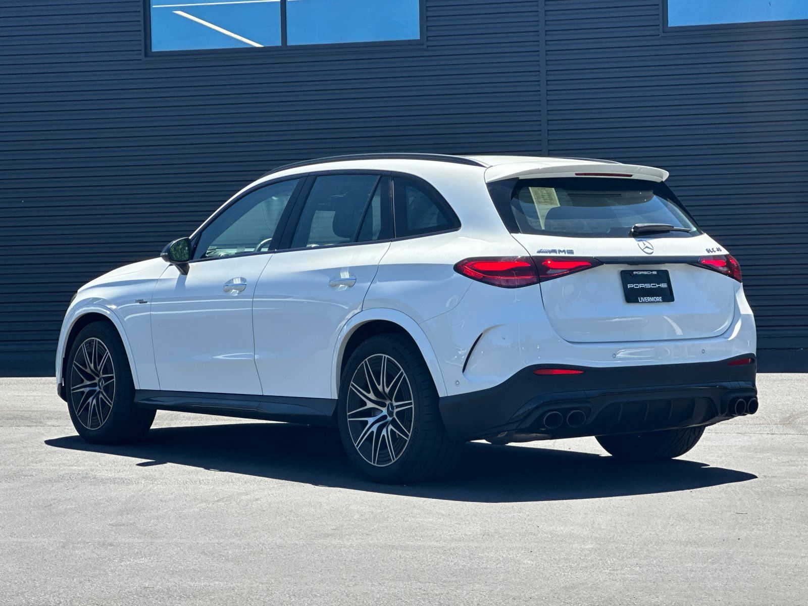 2025 Mercedes-Benz GLC GLC 43 AMG® — full photo 3 of 27