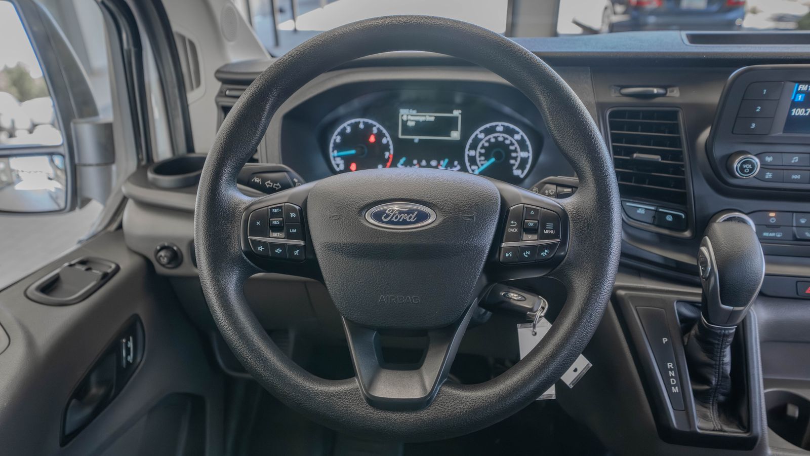 2025 Ford Transit-250 Base — full photo 8 of 31