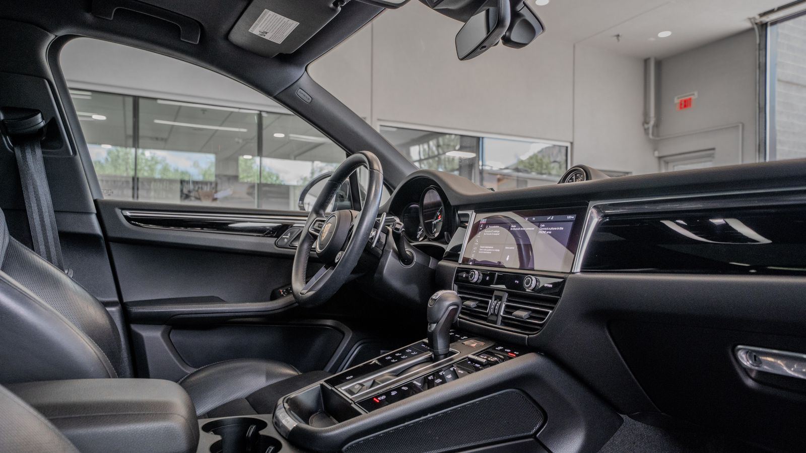 2023 Porsche Macan Base — foto completa 18 de 35