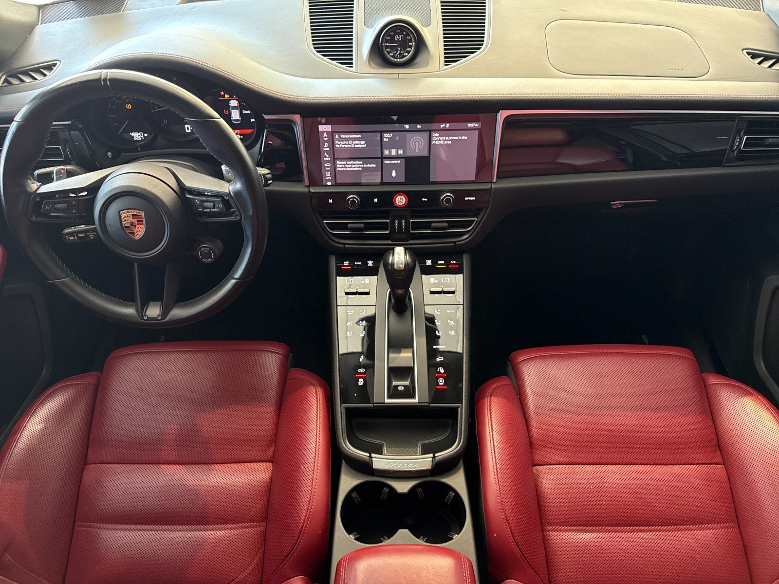 2023 Porsche Macan T — foto completa 6 de 28