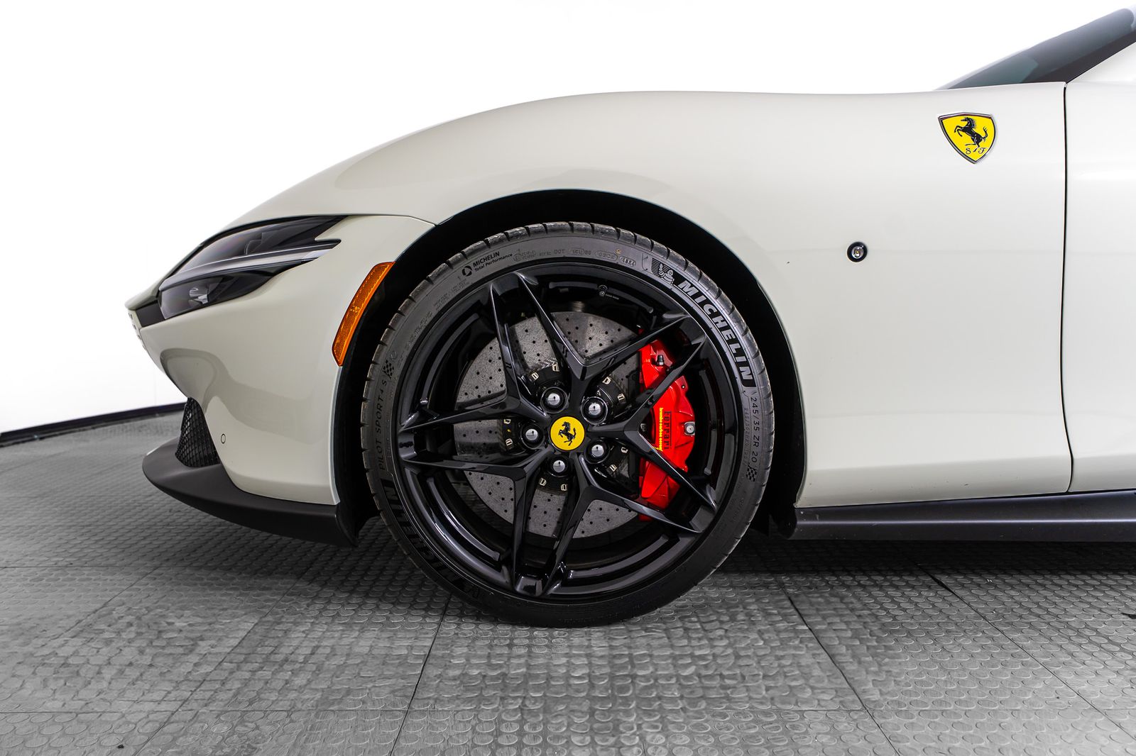 2025 Ferrari Roma Spider — foto completa 9 de 51