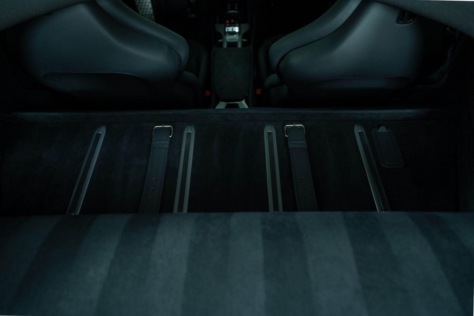 2025 Ferrari 12Cilindri — foto completa 45 de 51