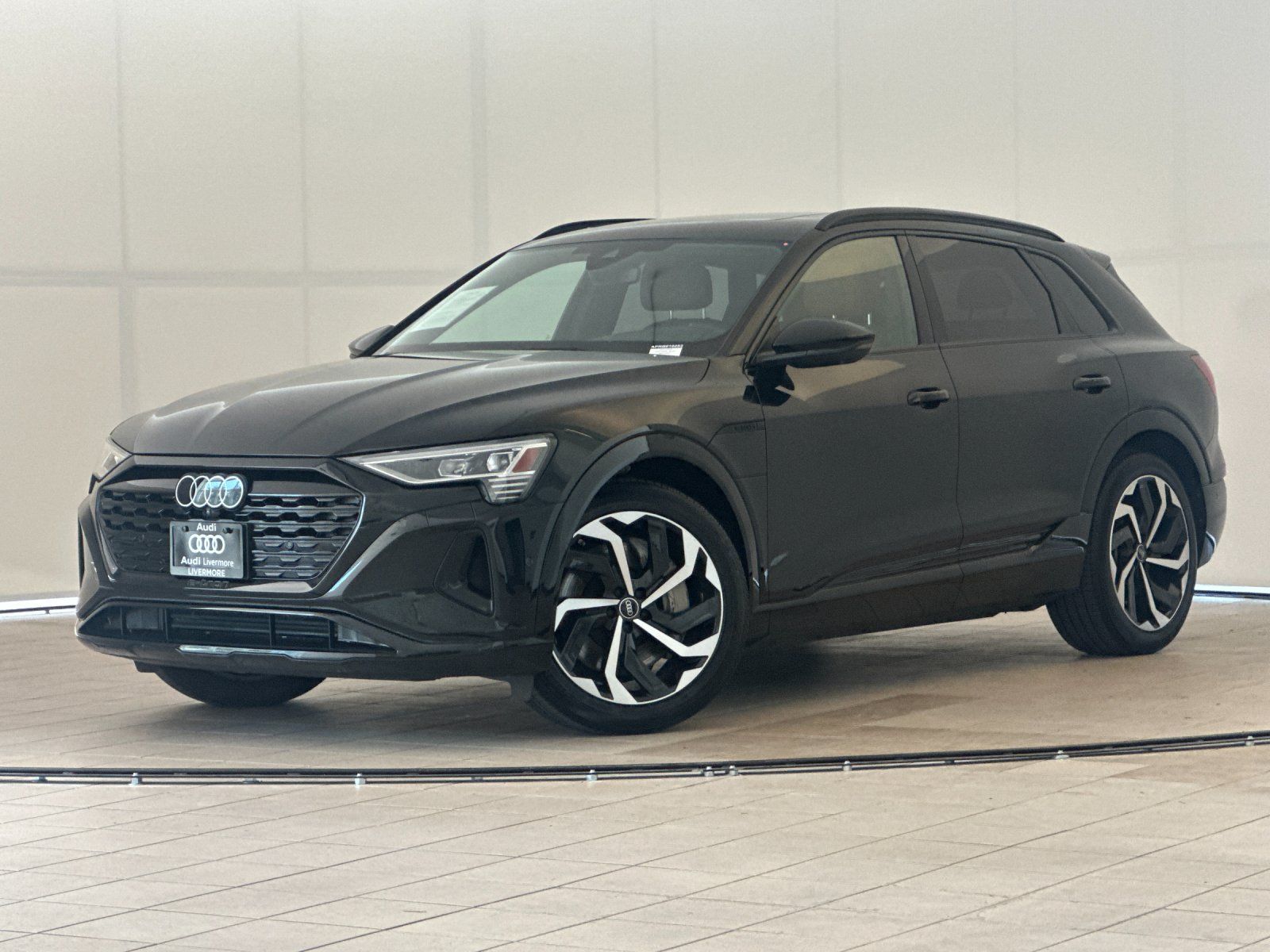 2024 Audi Q8 e-tron Premium Plus — photo 1 of 27