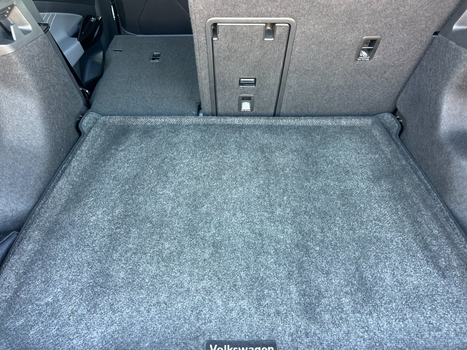 2023 Volkswagen ID.4 S — full photo 15 of 29