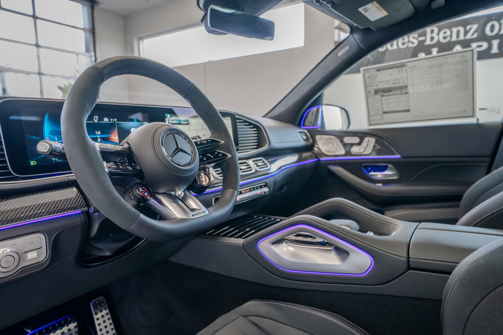 2026 Mercedes-Benz GLS GLS 63 AMG® — foto completa 7 de 36