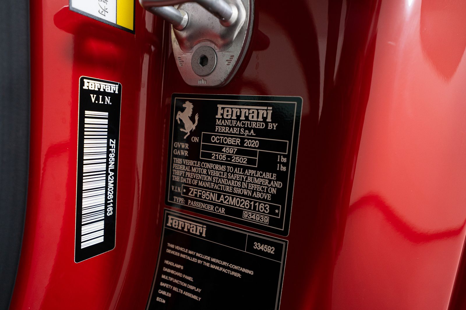 2021 Ferrari SF90 Stradale — full photo 16 of 38