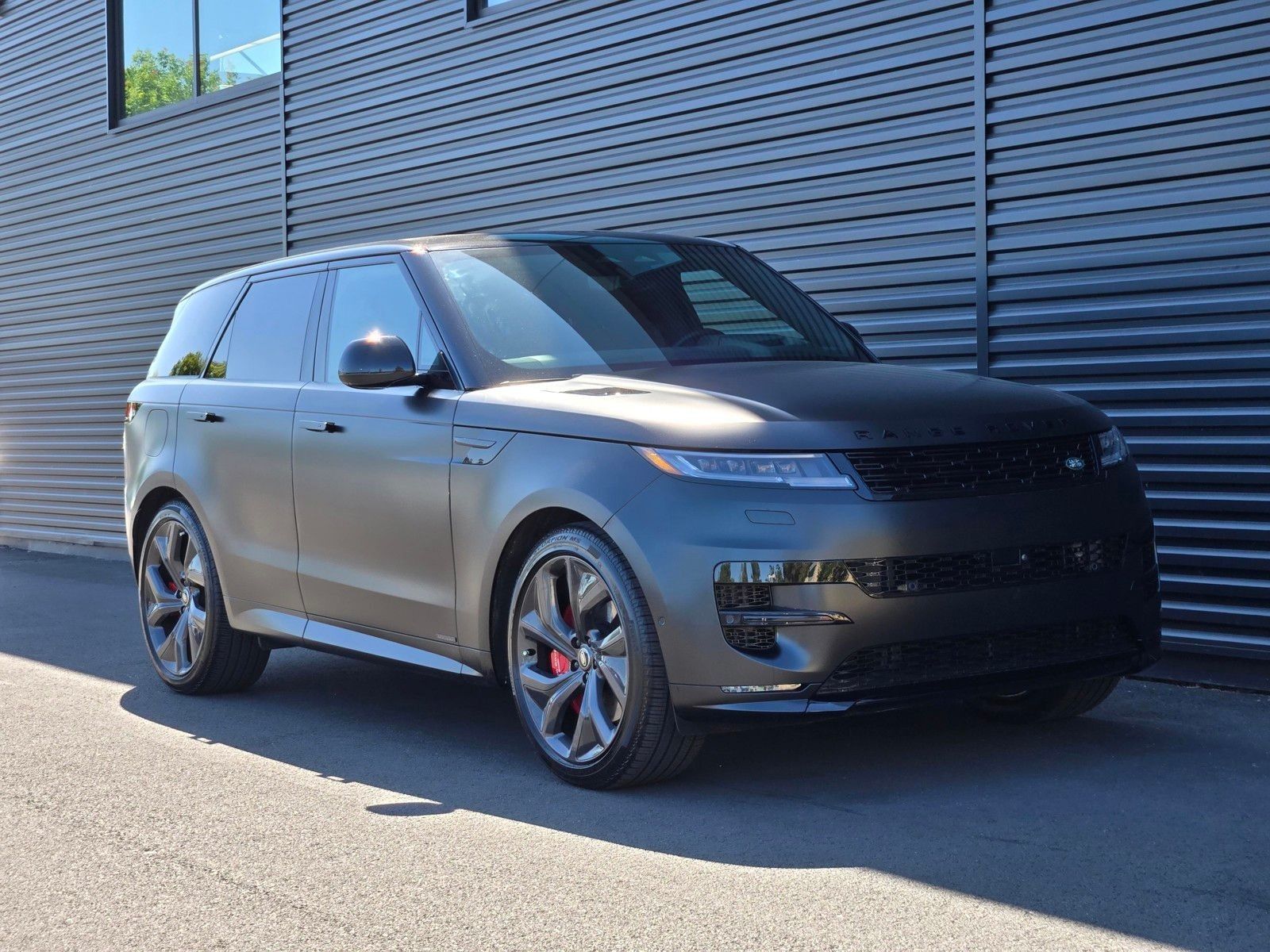 2025 Land Rover Range Rover Sport Autobiography — full photo 8 of 45