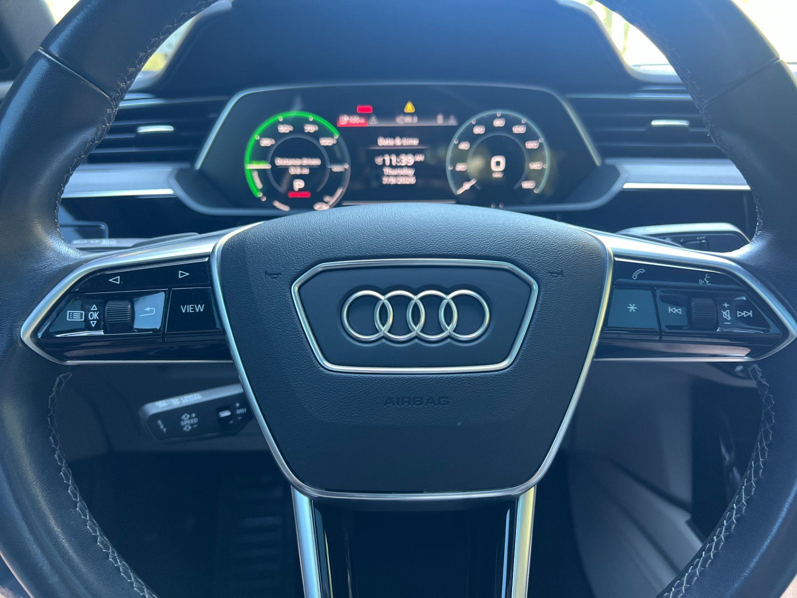 2024 Audi Q8 Sportback e-tron Prestige — full photo 23 of 28