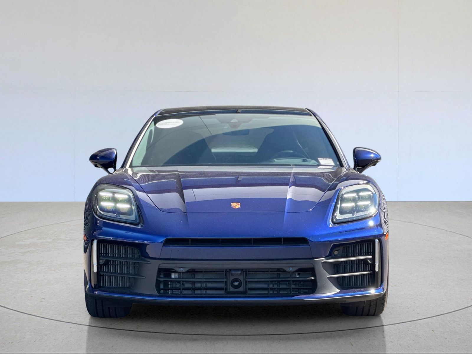 2025 Porsche Panamera 4 — full photo 12 of 29