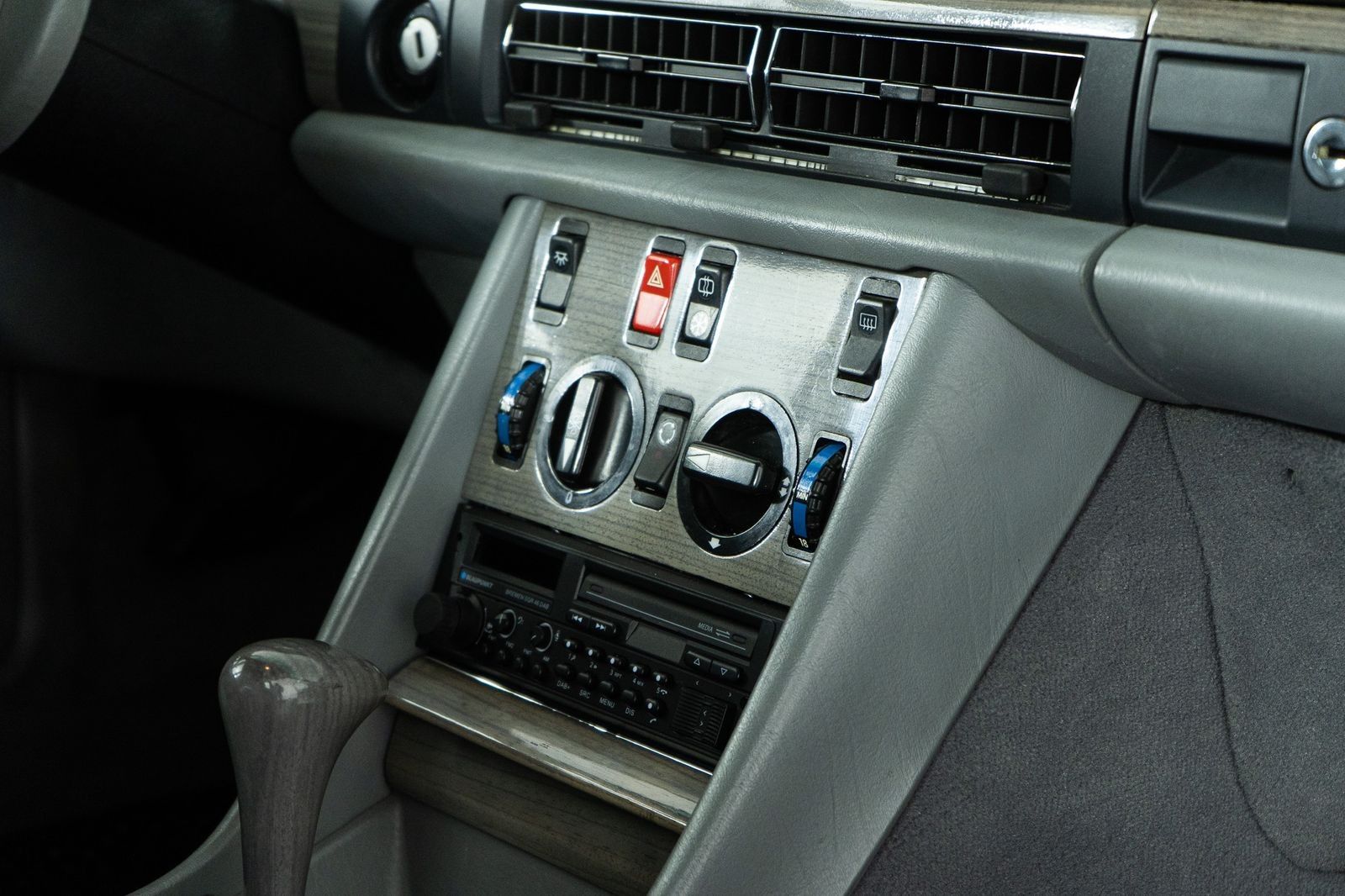 1984 Mercedes-Benz 500-Class 500 SEL — full photo 39 of 58