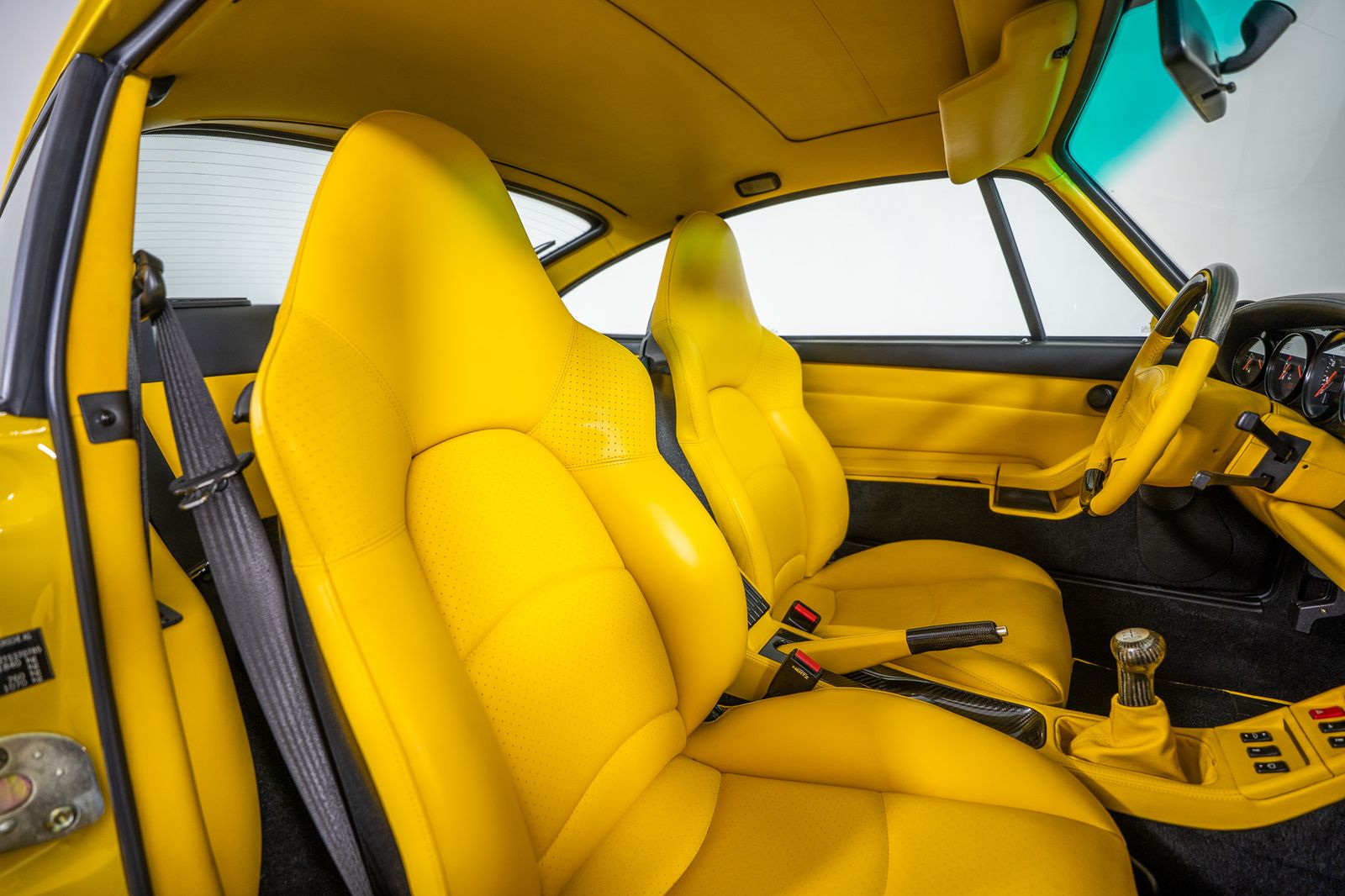 1996 Porsche 911 — full photo 41 of 45