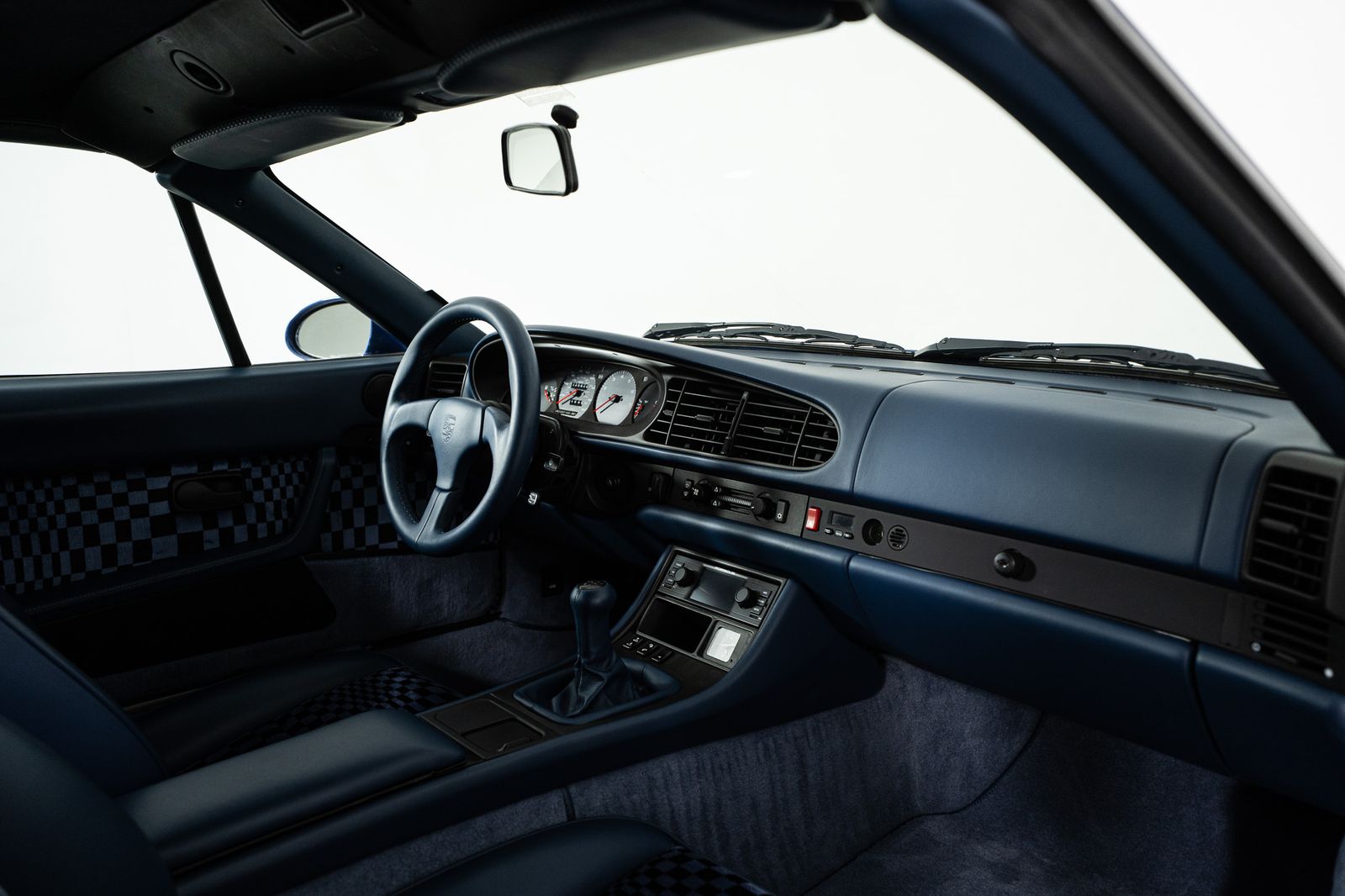 1992 Porsche 968 — full photo 38 of 57