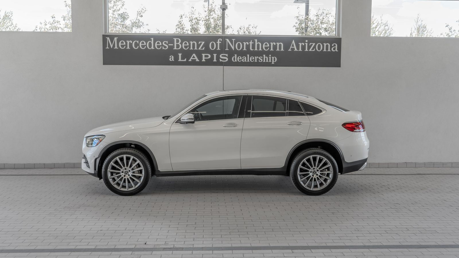 2023 Mercedes-Benz GLC GLC 300 Coupe — full photo 2 of 35
