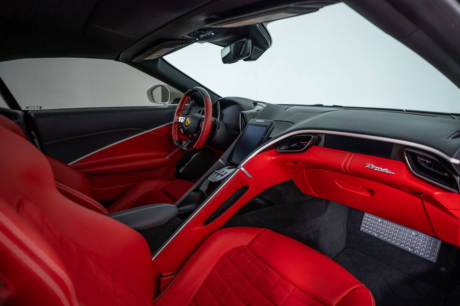 2025 Ferrari Roma Spider — full photo 44 of 51