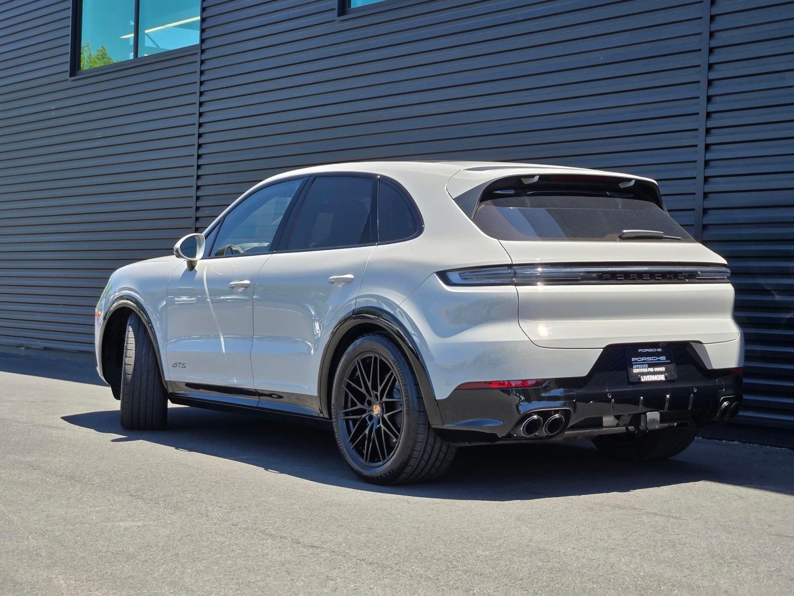 2026 Porsche Cayenne GTS — foto completa 3 de 27
