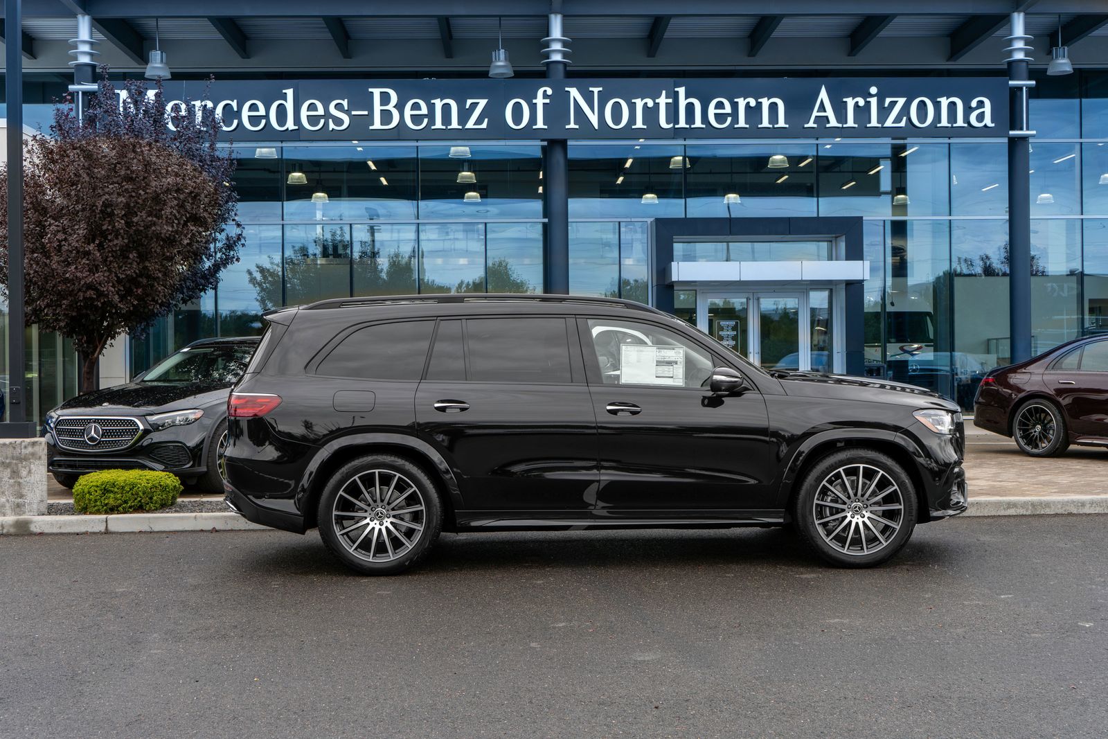 2026 Mercedes-Benz GLS GLS 450 — full photo 1 of 35