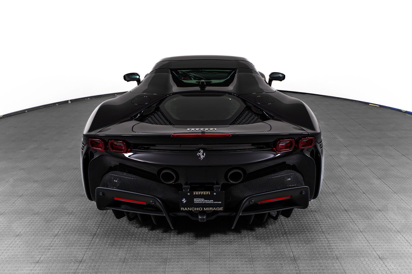 2023 Ferrari SF90 Spider — full photo 50 of 52