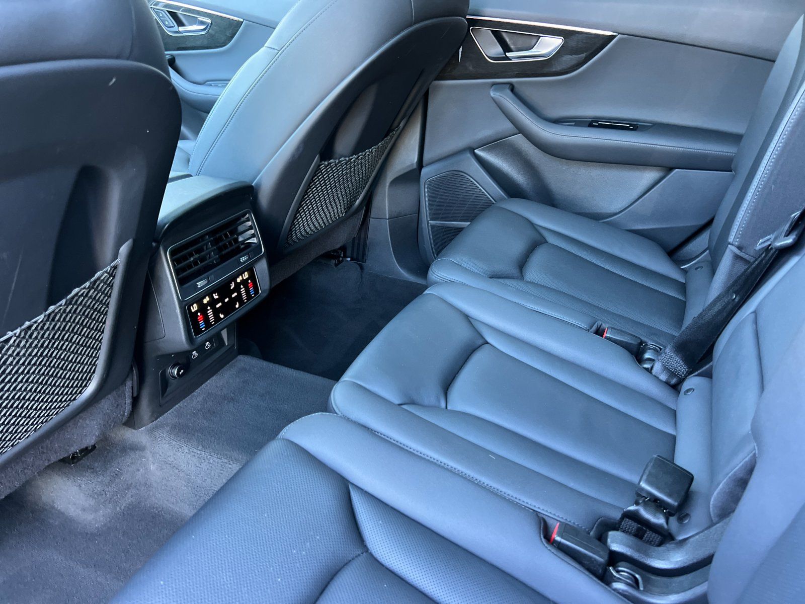 2023 Audi Q7 55 Premium Plus — full photo 12 of 30