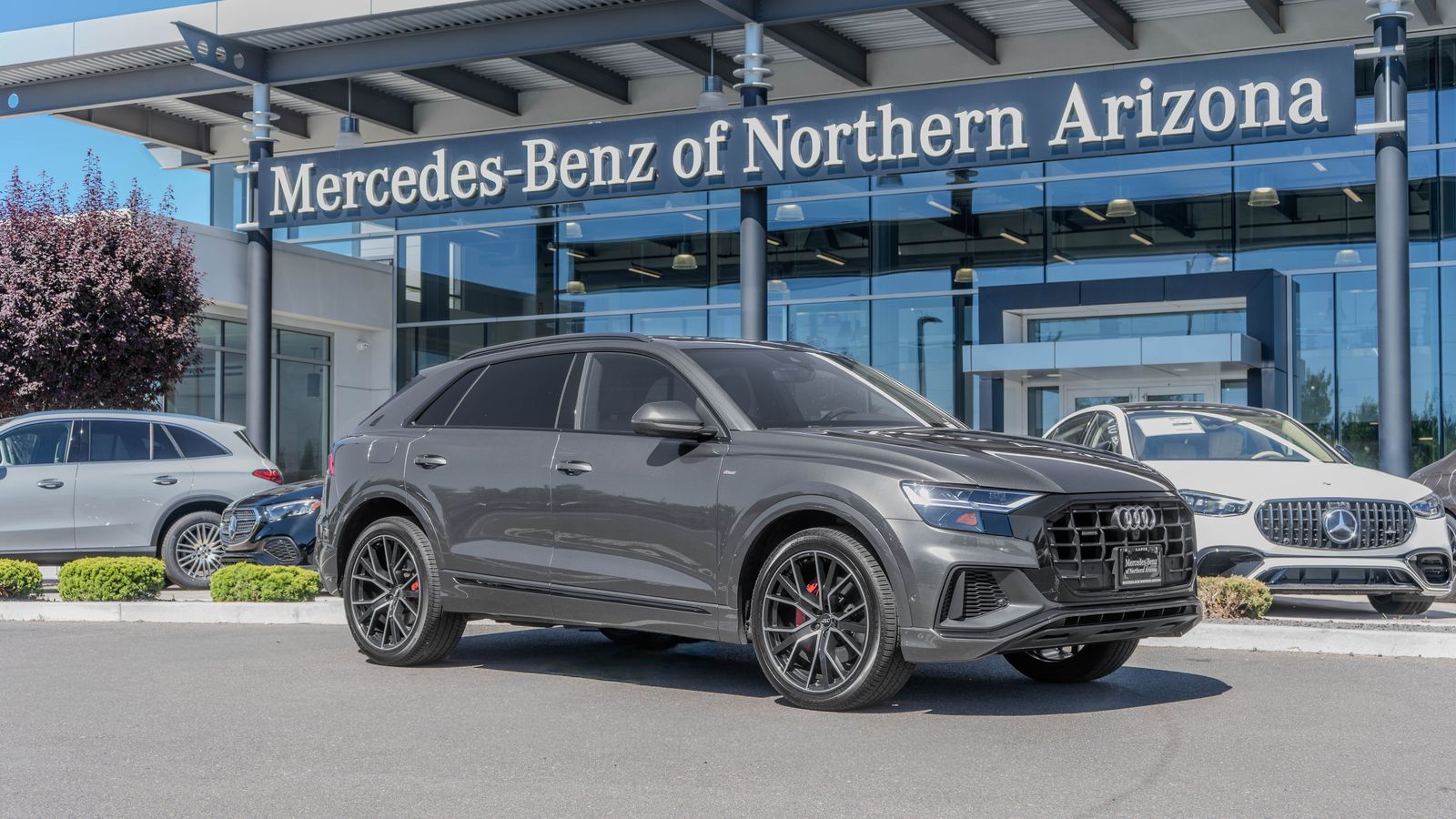 2020 Audi Q8 55 Premium Plus — full photo 1 of 34