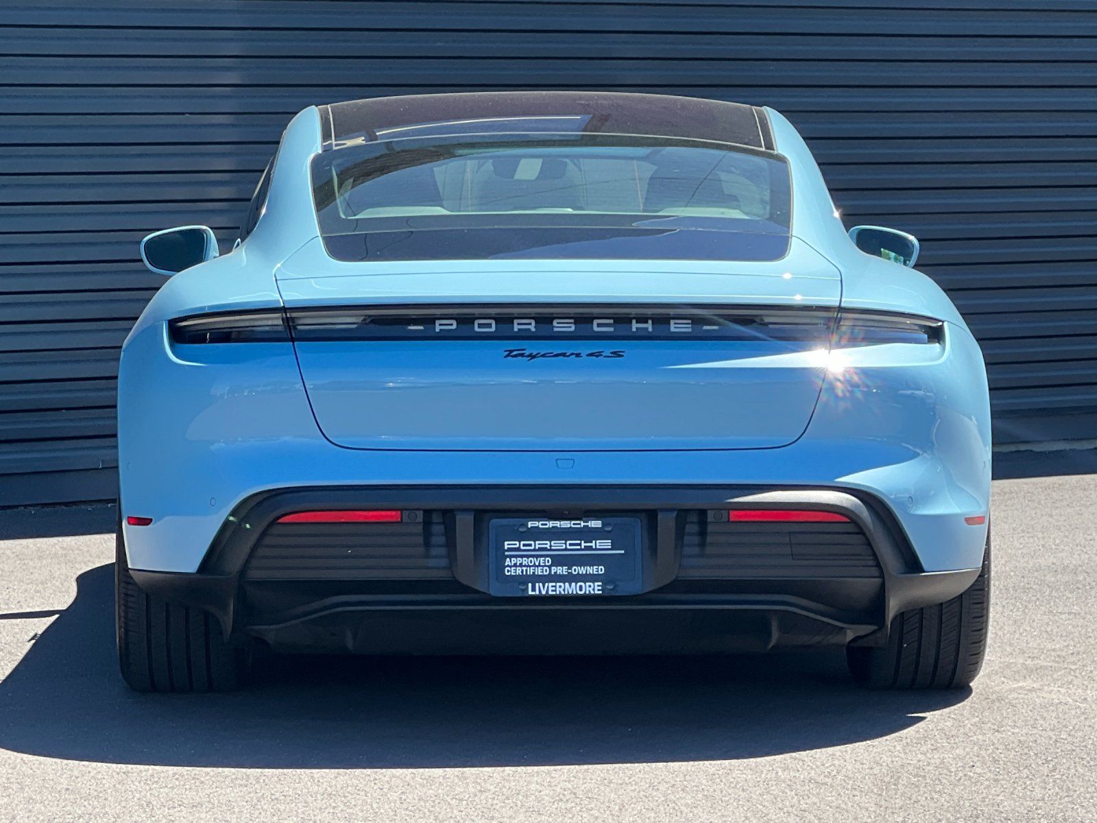 2024 Porsche Taycan 4S — foto completa 8 de 29