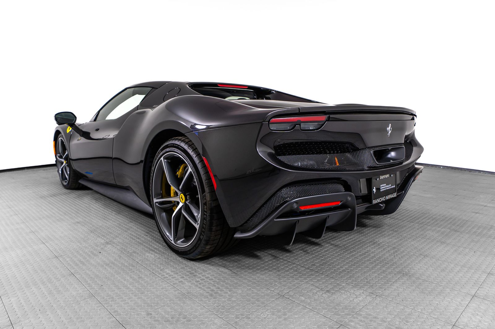 2024 Ferrari 296 GTB — foto completa 3 de 41