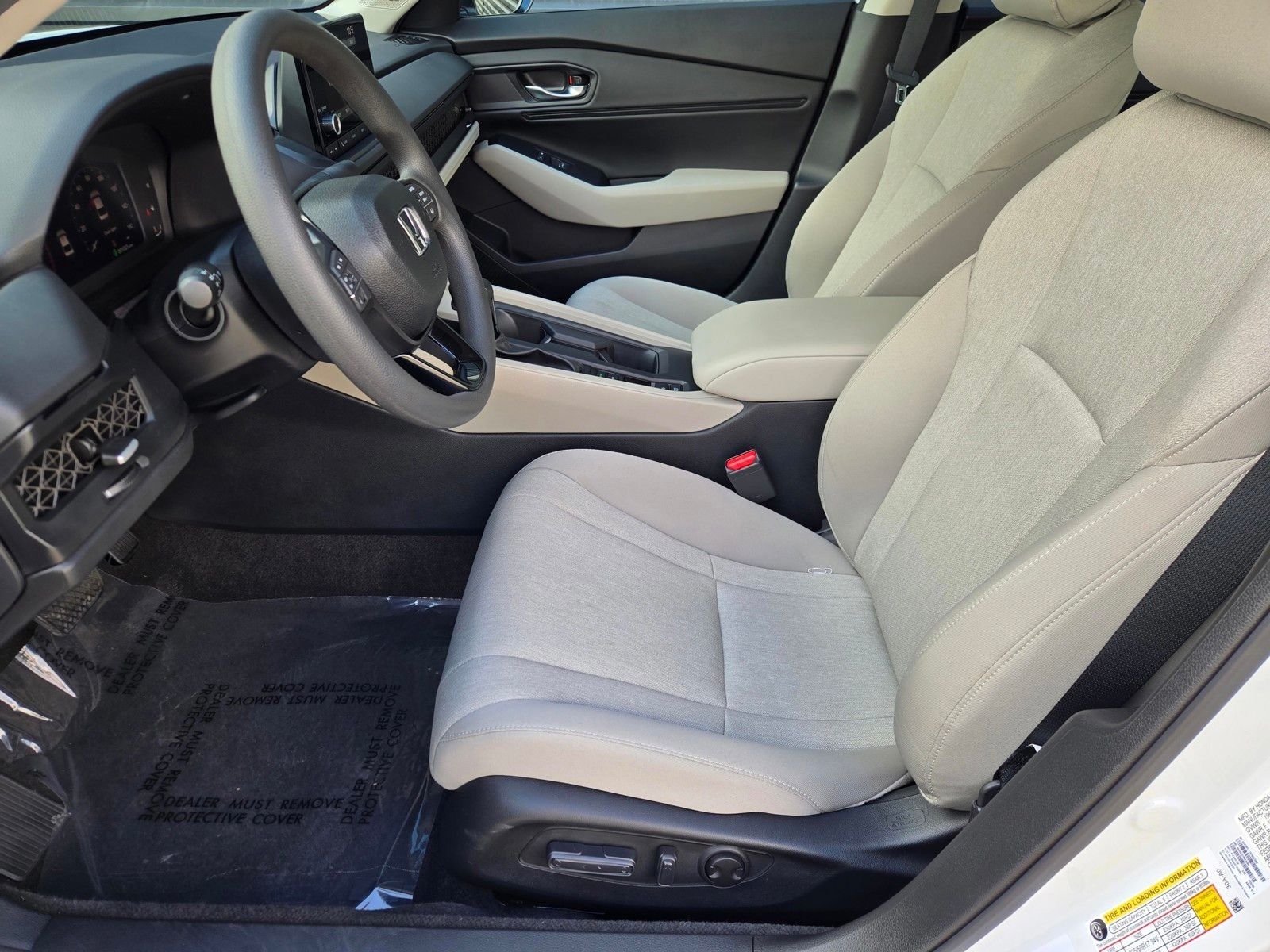 2025 Honda Accord SE — full photo 26 of 28