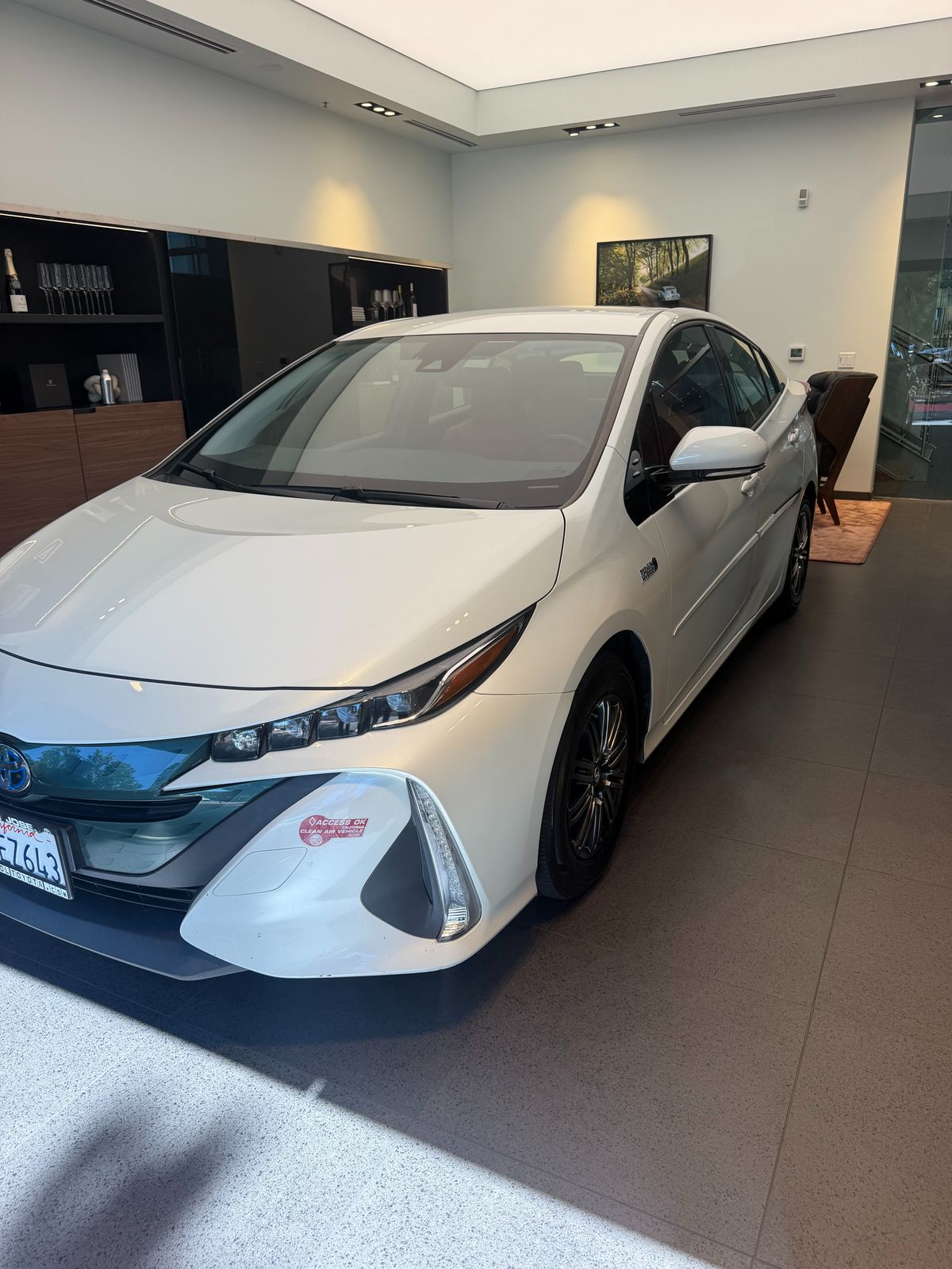 2017 Toyota Prius Prime Premium — foto completa 2 de 8
