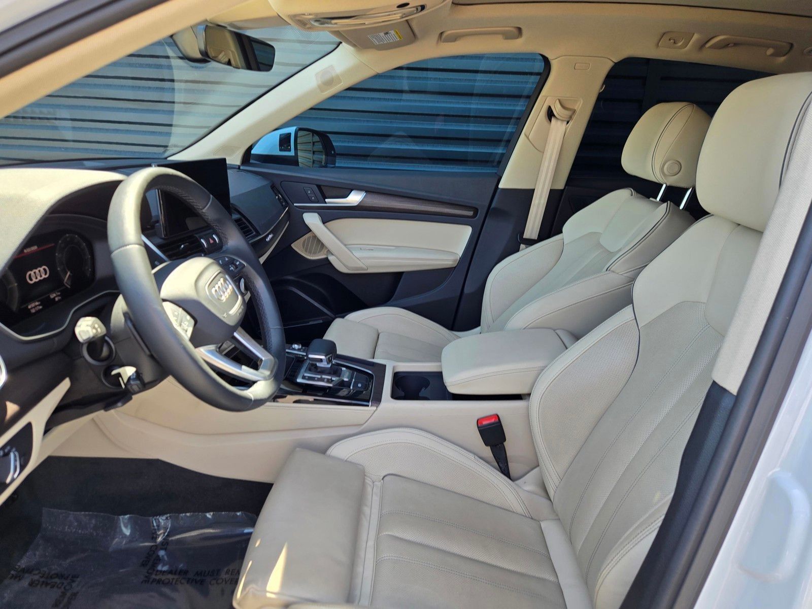 2023 Audi Q5 e 55 Premium Plus — foto completa 26 de 45