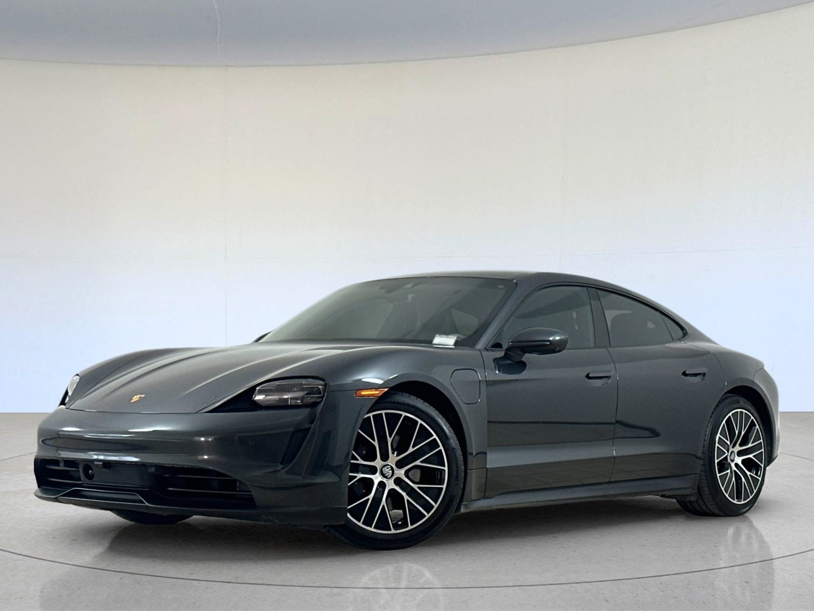 2023 Porsche Taycan Base — foto 1 de 27