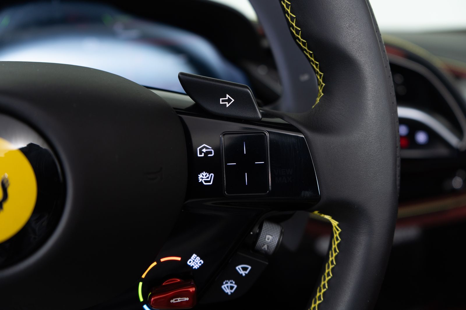 2024 Ferrari SF90 Spider — full photo 43 of 51