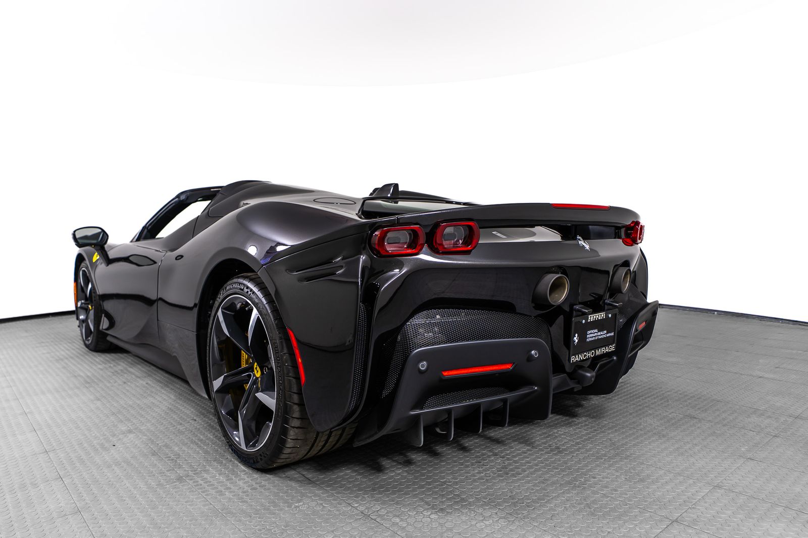 2023 Ferrari SF90 Spider — full photo 3 of 52