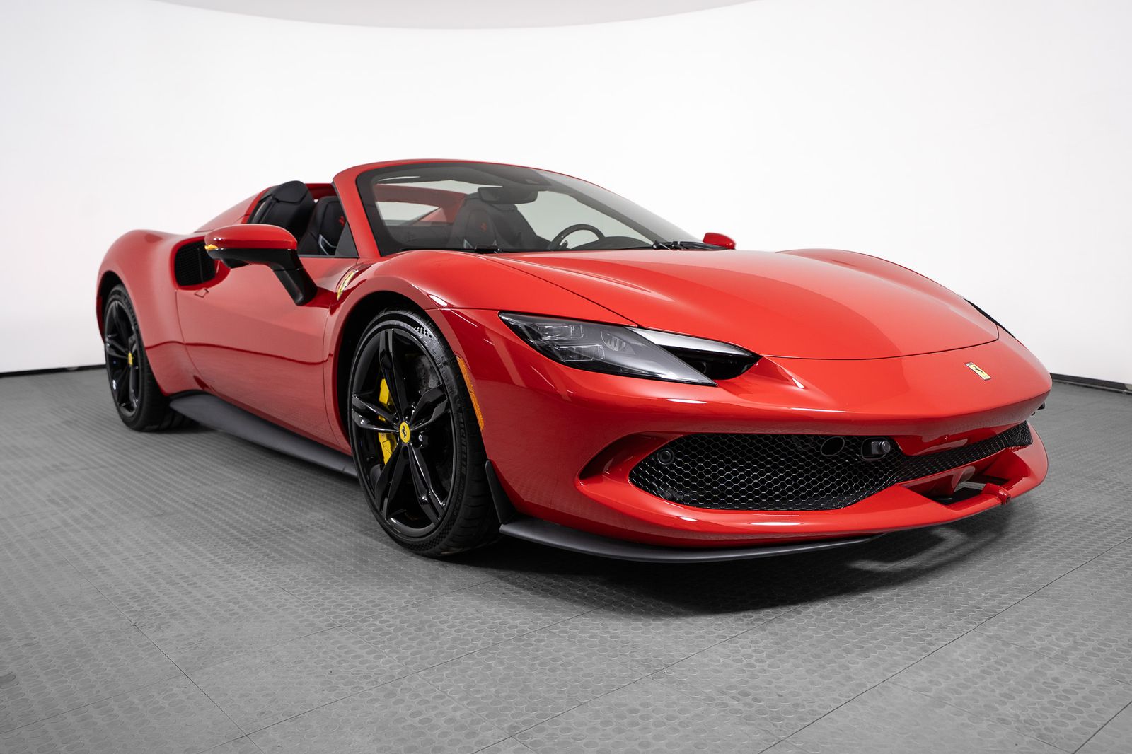 2025 Ferrari 296 GTS — full photo 8 of 43