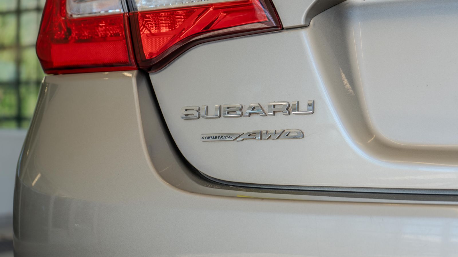2015 Subaru Legacy 2.5i — full photo 22 of 34