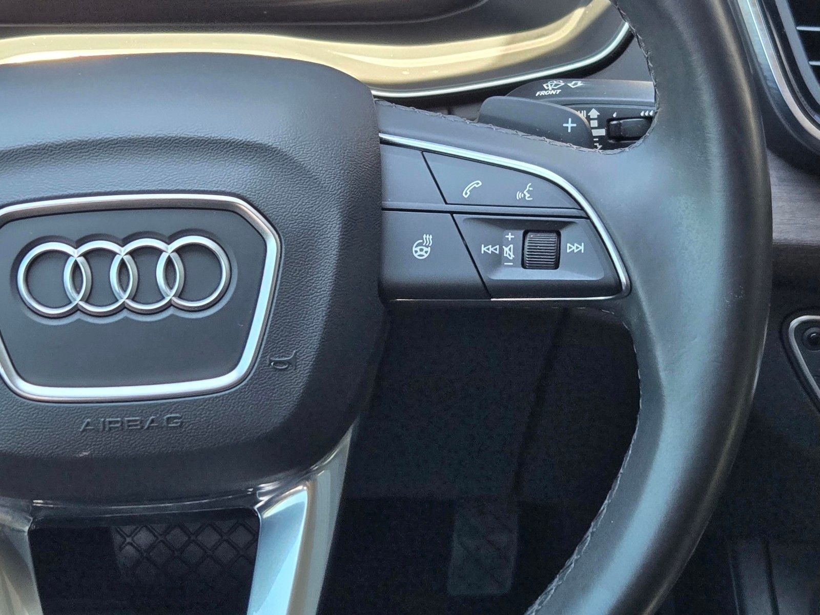 2023 Audi Q5 e 55 Premium — full photo 16 of 45