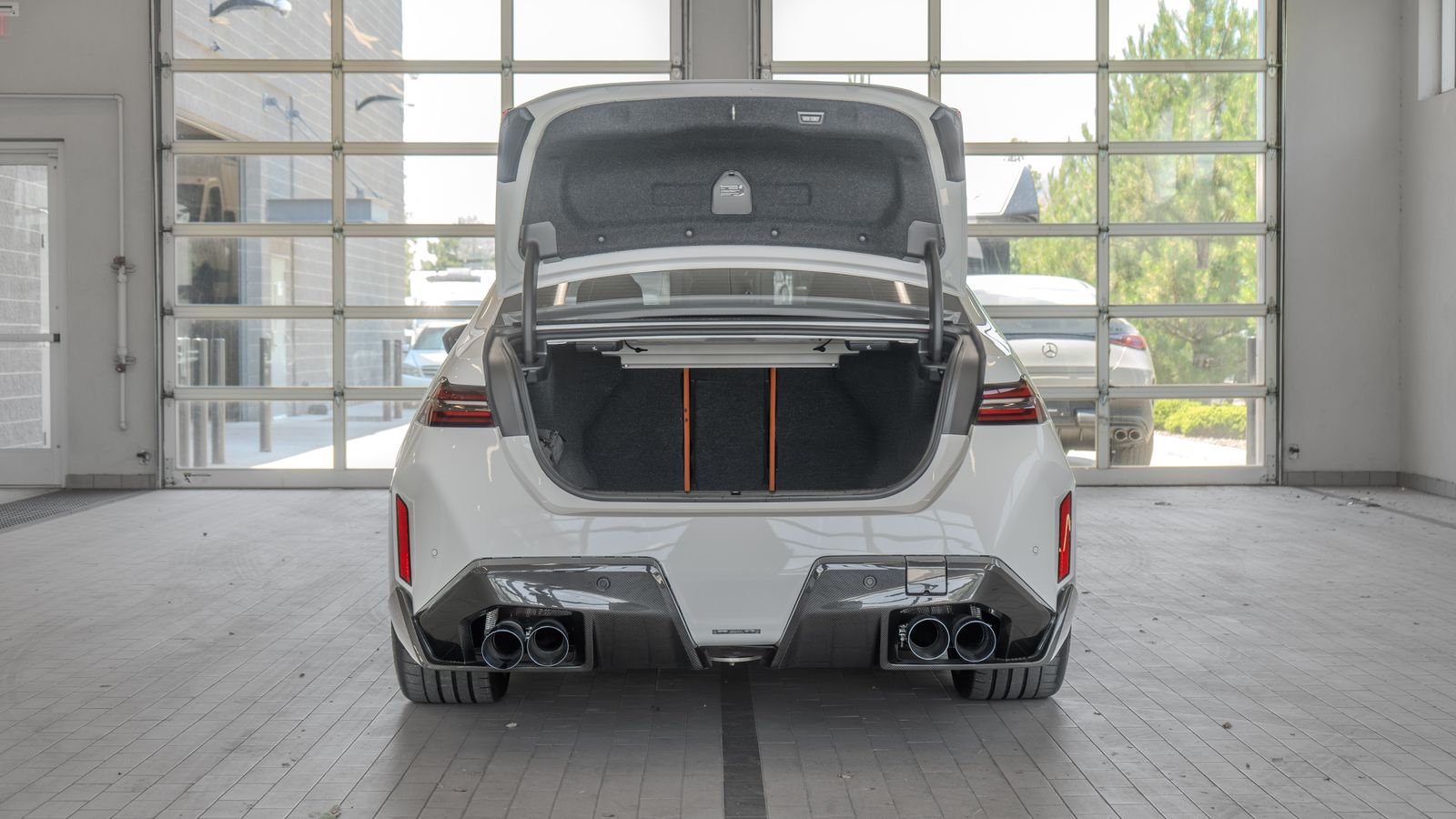 2026 BMW M5 Base — full photo 15 of 32