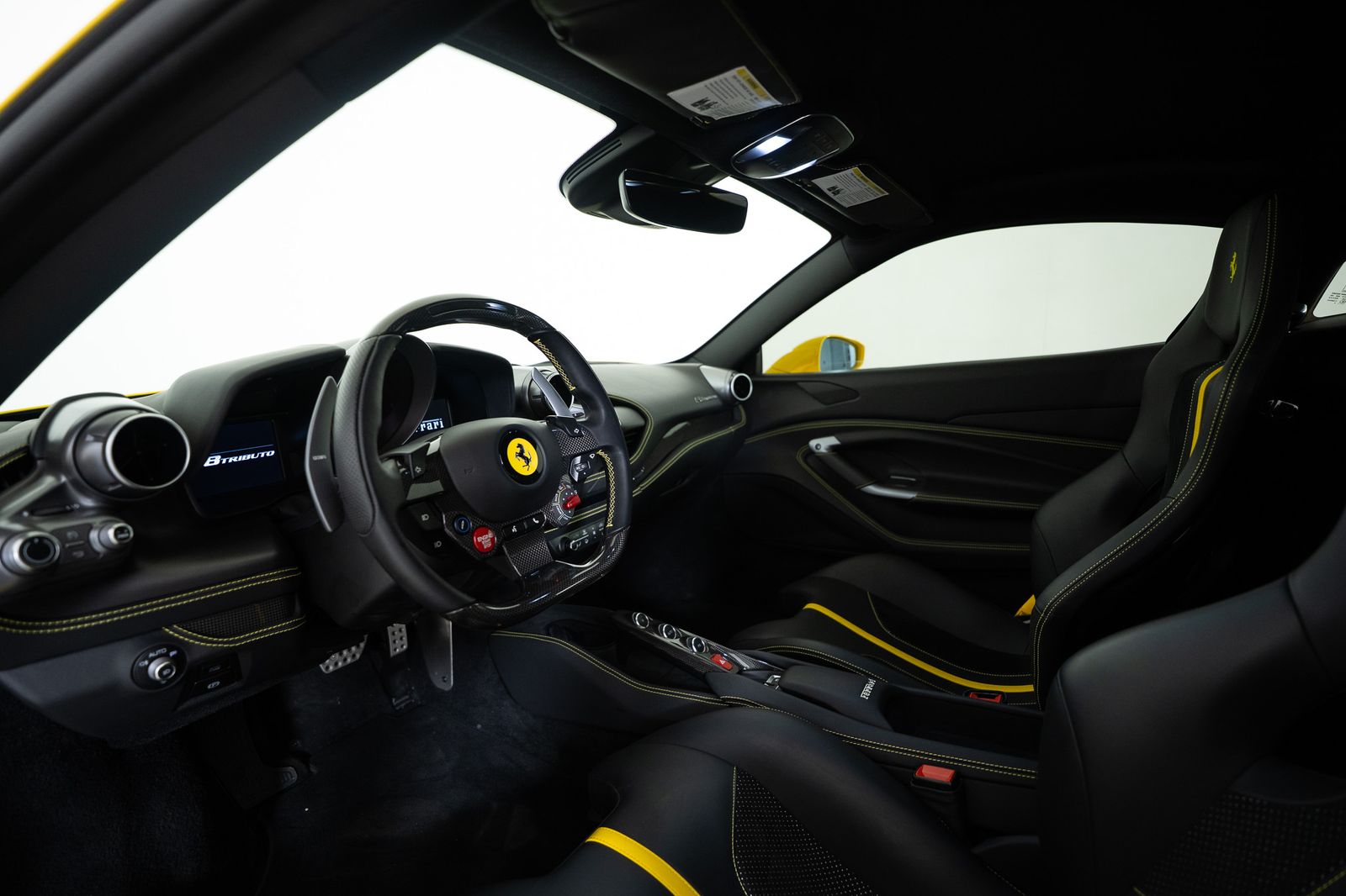 2022 Ferrari F8 Tributo — full photo 32 of 45