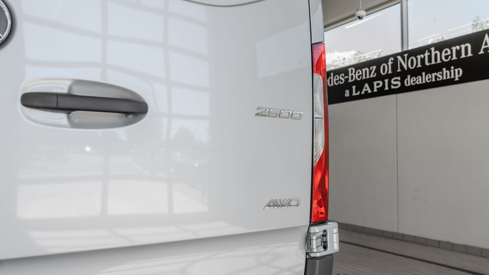 2025 Mercedes-Benz Sprinter 2500 Cargo 170 WB — full photo 24 of 36