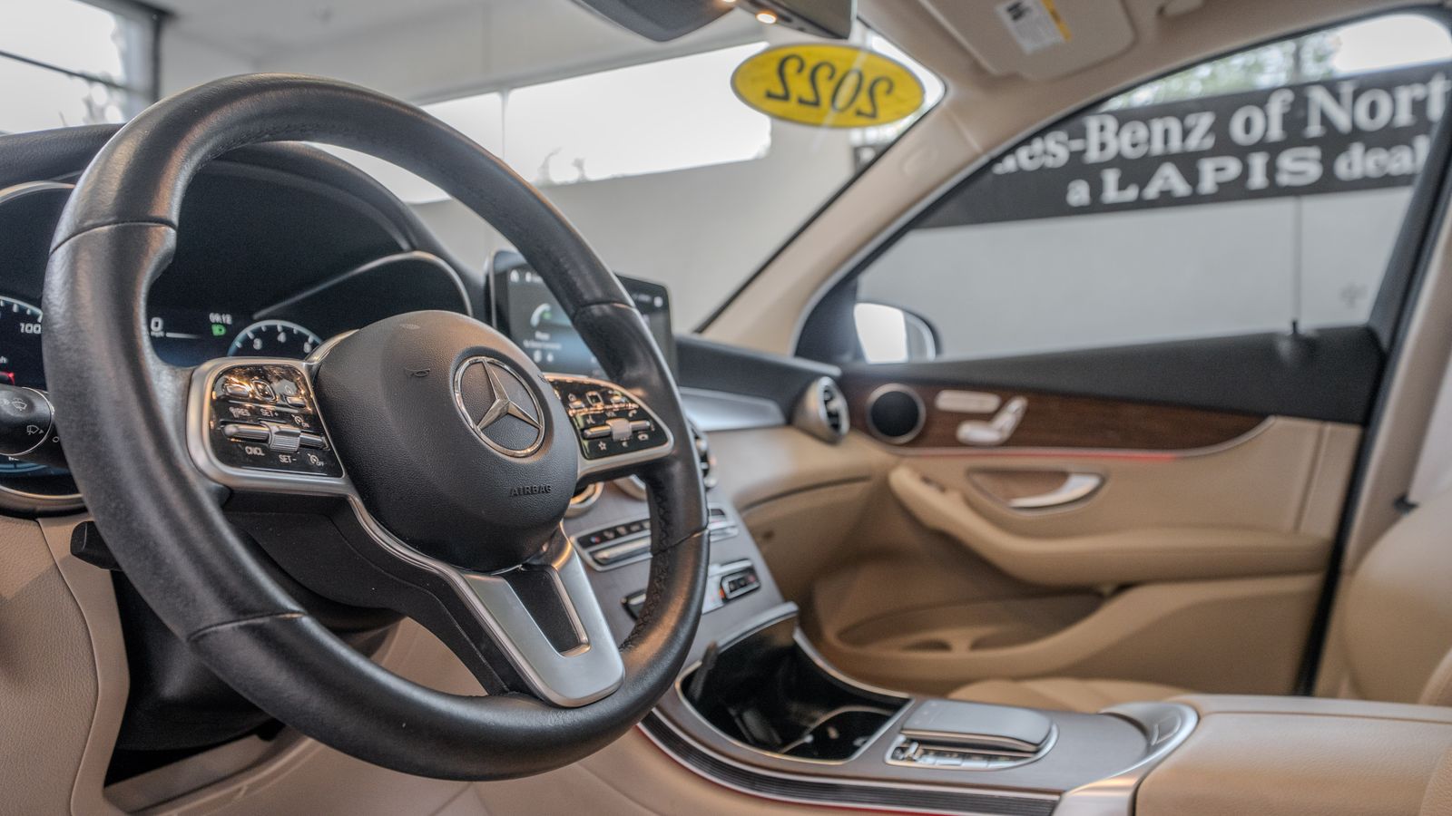 2022 Mercedes-Benz GLC GLC 300 — foto completa 7 de 35